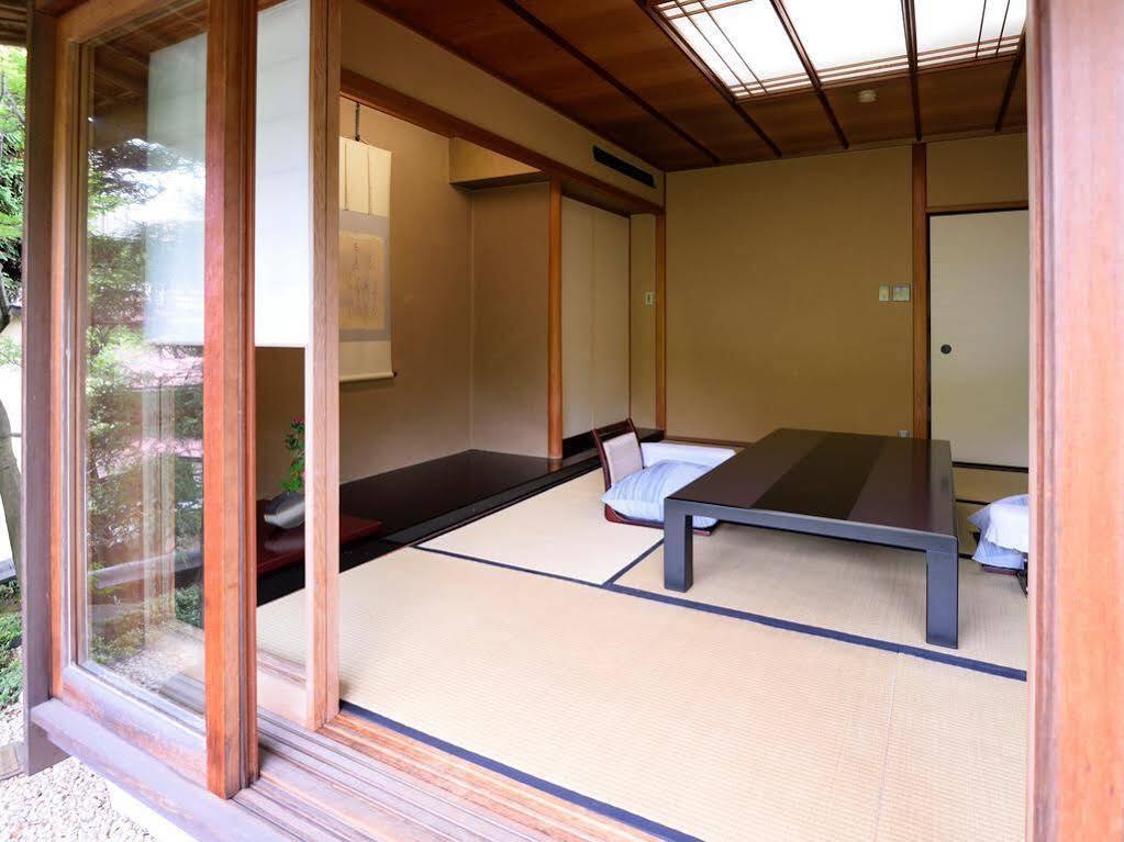 Atamisekitei Annex Sakuragaokasaryo Hotel Atami  Bagian luar foto